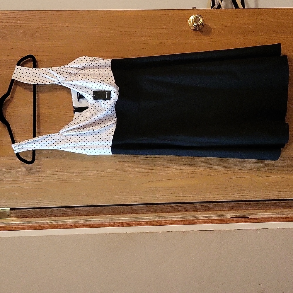 Torrid Black & White Pin-up Style Dress Size 20 Empire waist